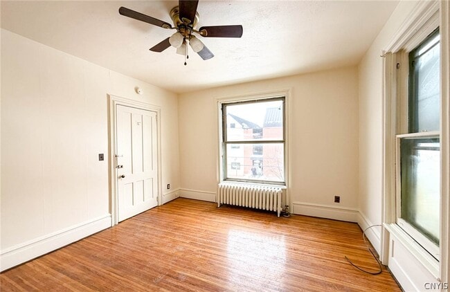 Photo - 507 Henry St