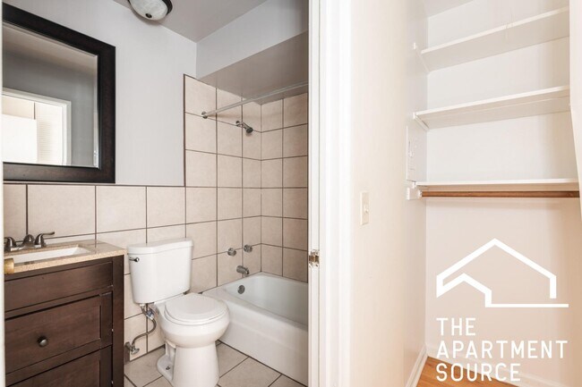Photo - 5820 N Sheridan Rd Unit 305