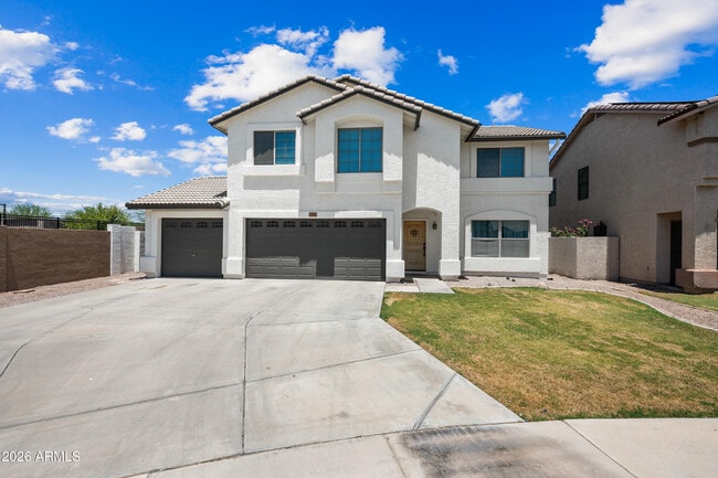 Building Photo - 210 E Jasper Ct