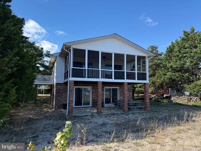 Photo - 3183 Calvert Blvd