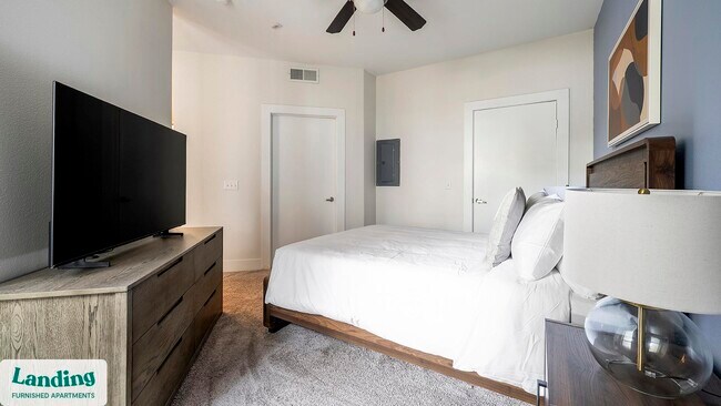 Photo - 810 W St Johns Ave Unidad 1071