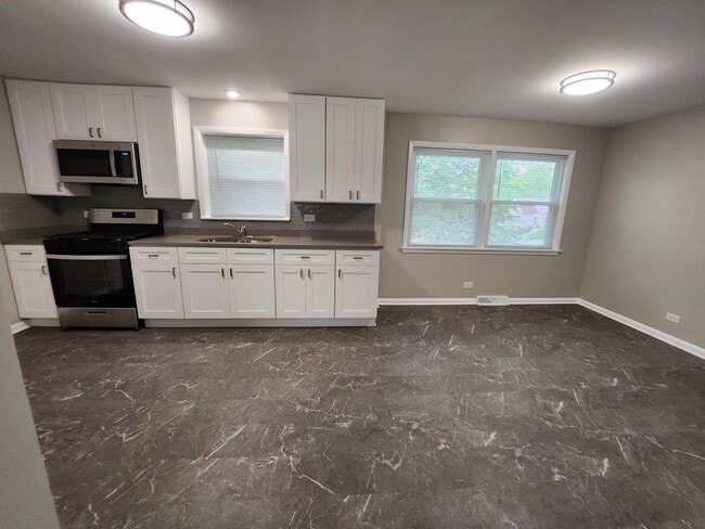 Photo - 12132 S Michigan Ave Unit Michigan Property