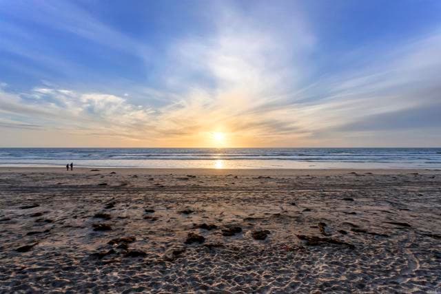 Building Photo - 219 24th St