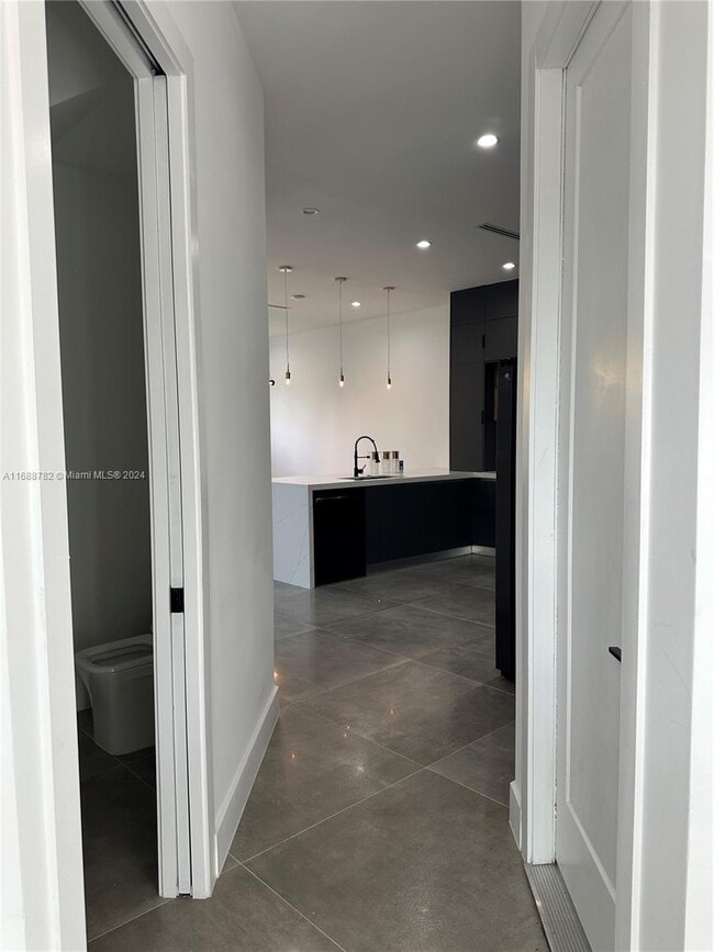 Photo - 4663 SW 32nd Ave