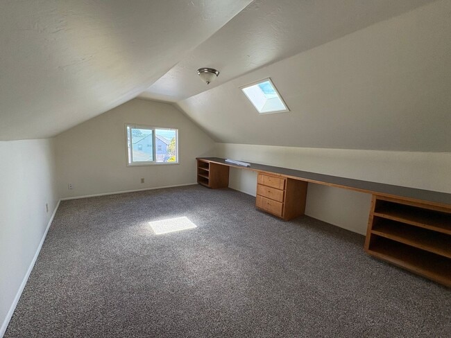 Photo - 3 Bed 2 Bath Home