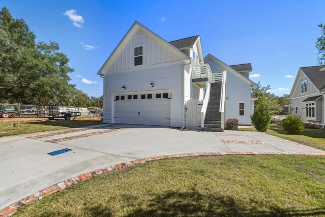 4056 Biltmore Ave