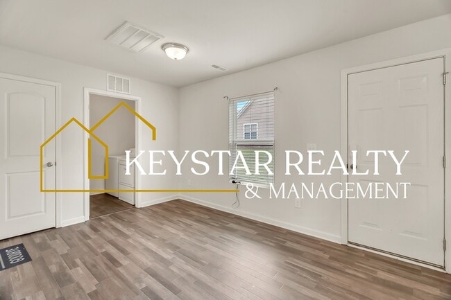 Photo - 2205 Sawgrass Rd