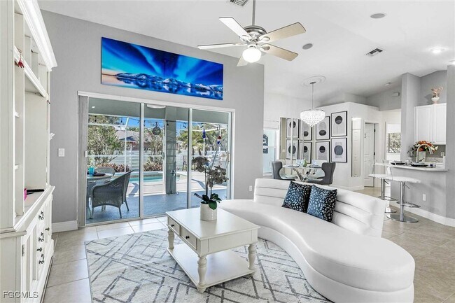 Photo - 310 SE 47th St