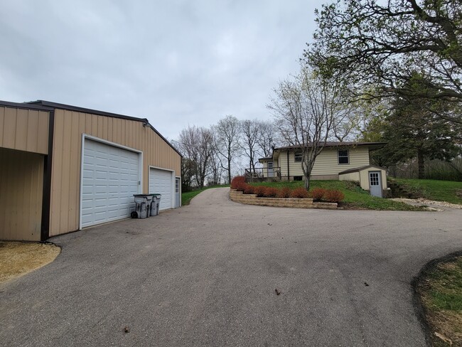 Photo - 5727 E Freedom Ln