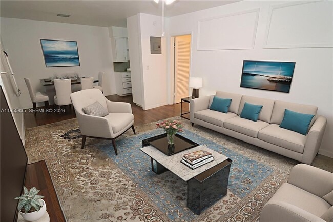 Building Photo - 1139 NE 10th Ave Unit 3