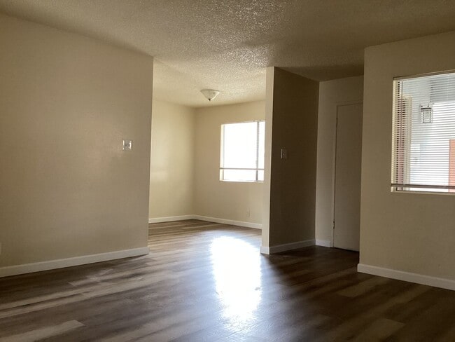 Photo - 1414 W Vassar Ave Unit A