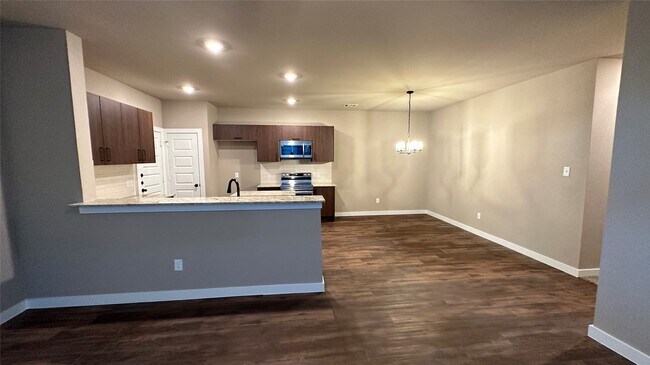 Photo - 9820 Grosbeak Ln