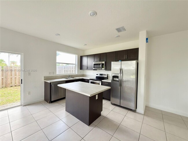 Photo - 2701 SE 15th St