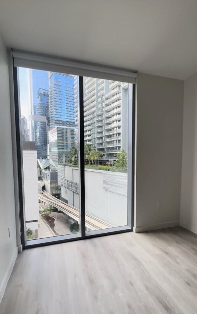 Photo - Modern studio in the heart of brickell