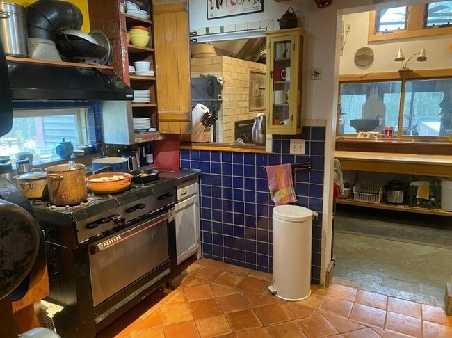 Photo - 292 Morgan Rd