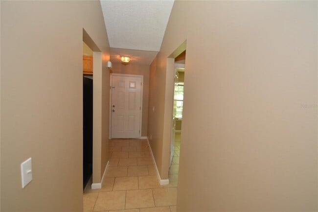 Photo - 33 Rosepetal Ln