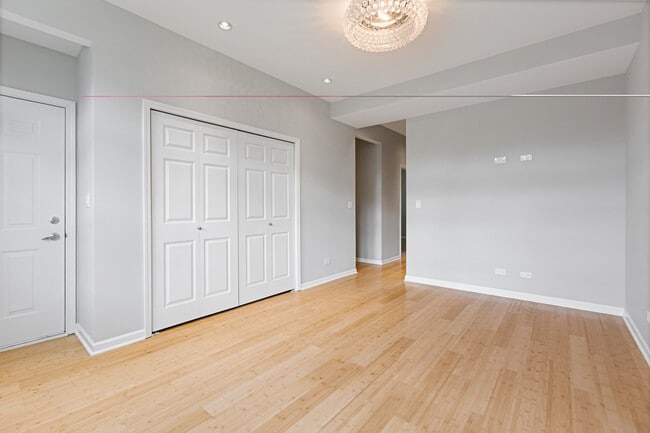 Photo - 3432 W Melrose St Unit #1