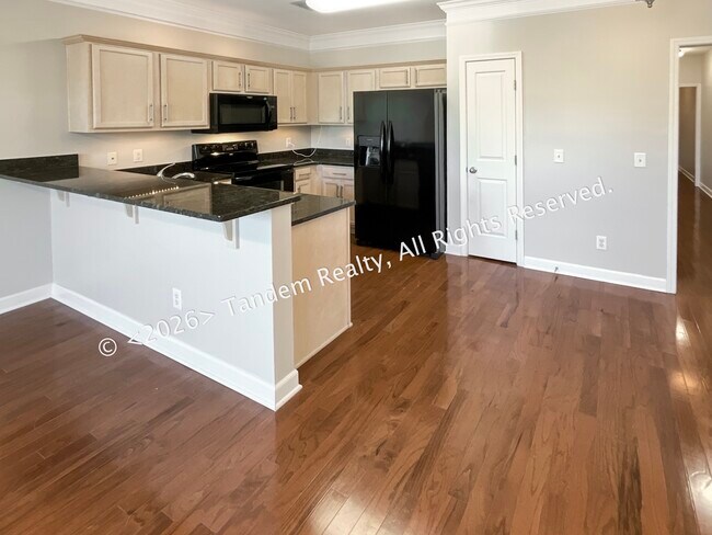 Photo - 2310 Elliott Ave Unit 409