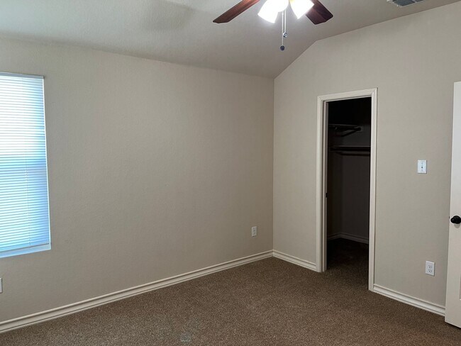 Photo - 7011 Micayla Cv