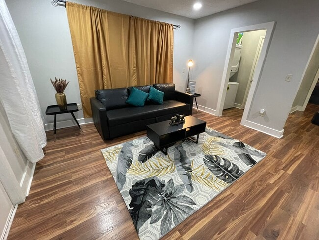 Livingroom - 1158 Metropolitan Pky SW Unit Apt 1