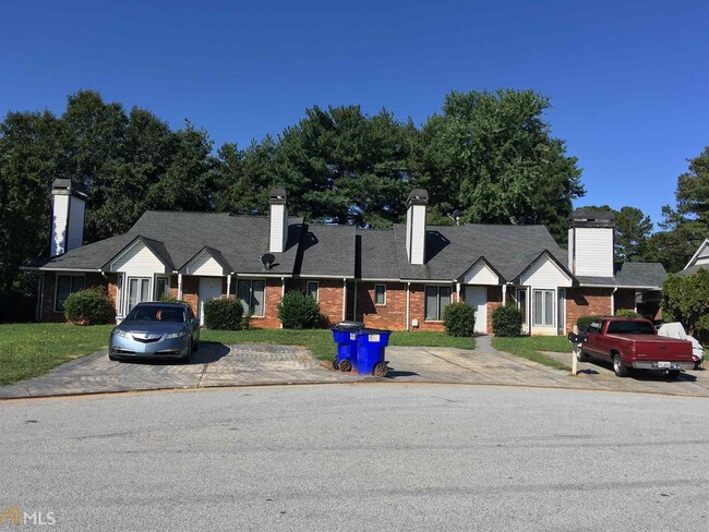 Photo - 2790 Country Ct SE Townhome