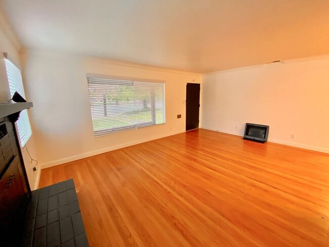 Photo - Recently Remodeled 3BD/2BA Southside Downtown Livermore Single-Family Home!