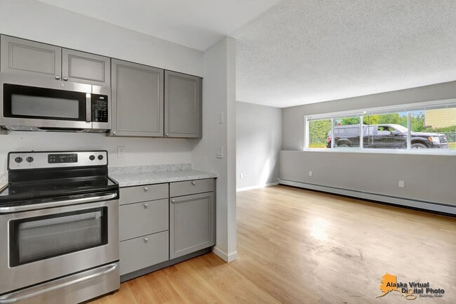 Building Photo - 430 Schodde St Unit 4 Rental