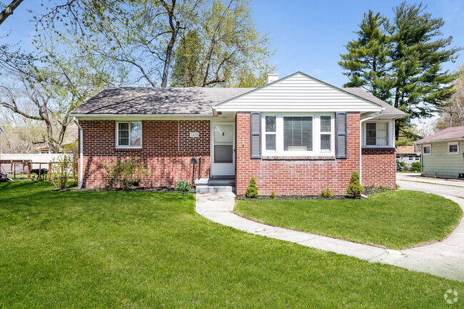 Building Photo - 1410 Hamilton Dr Rental