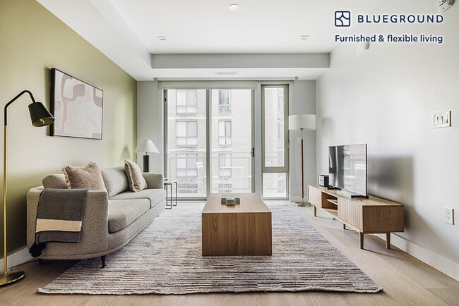 Building Photo - 1224 M St NW Rental