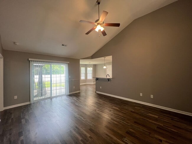 Photo - Conway - 3 Bedroom / 2 Bathroom House