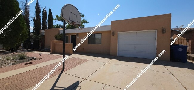 Photo - 5117 Camino Vista NW