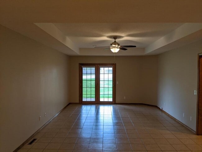 Photo - 3316 S Leawood Ave
