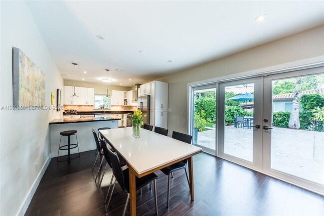 Photo - 1315 San Ignacio Ave