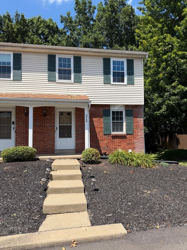 Building Photo - 312 Bellford Ct