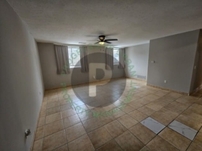 Photo - 3009 Pearl Ave