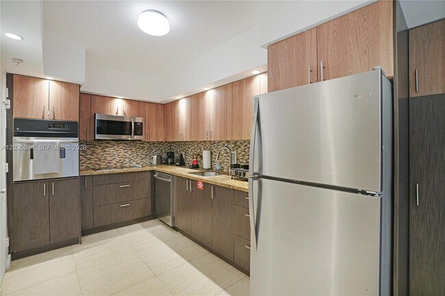 Photo - 4001 S Ocean Dr Unidad 3P