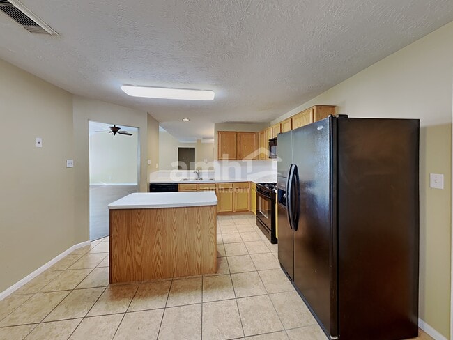 Photo - 29010 Ashbrook Ln