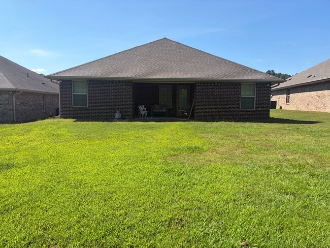 102 Black Creek Way