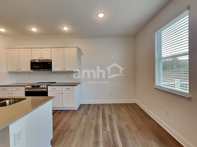 Photo - 1335 Soapstone Rd