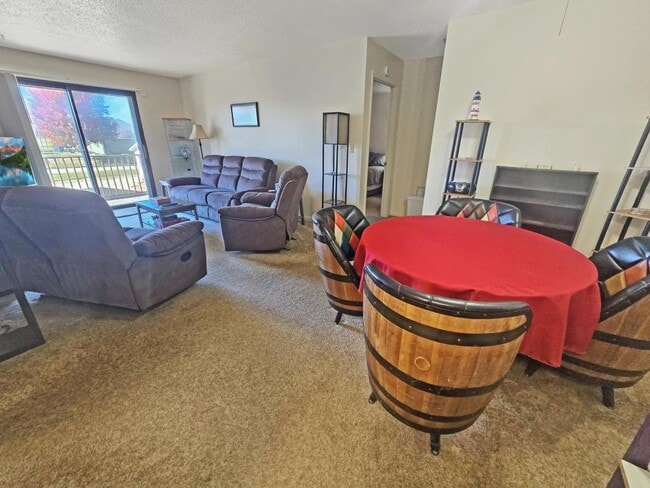 Photo - 3201 Emerson St