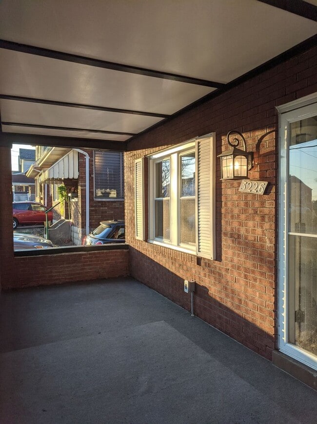 3226 Willett Rd