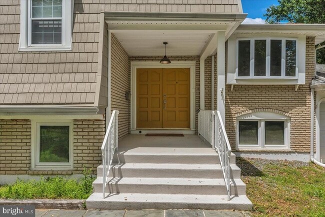 Photo - 26 Forest Hill Dr