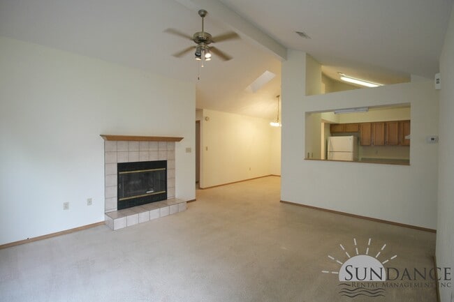 Photo - Nice 3 Bedroom Home Close to Both Bases