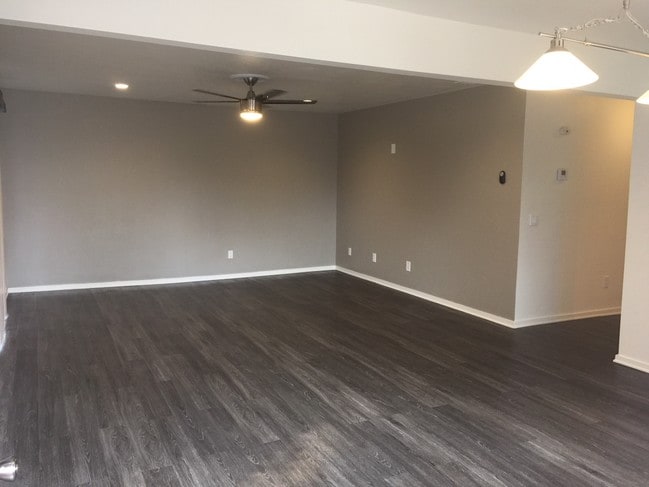 Cinnamon Creek Apartments