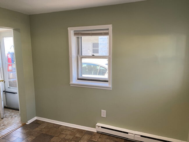 Photo - 28 Brook St Unidad A