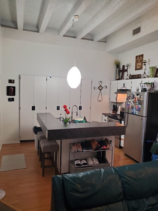 Kitchen - 5914 Lago Vista Way Unit L29