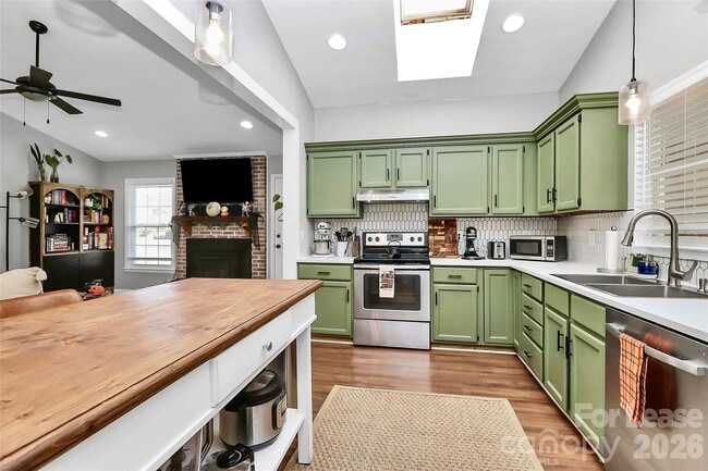 Photo - 4227 Deerfield Dr