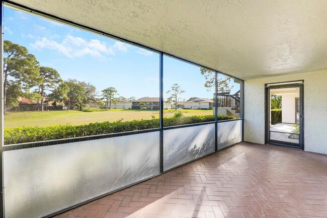 Photo - 6489 Chasewood Dr Unit D