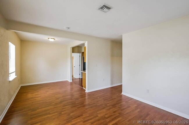 Photo - 1815 NE 178th St