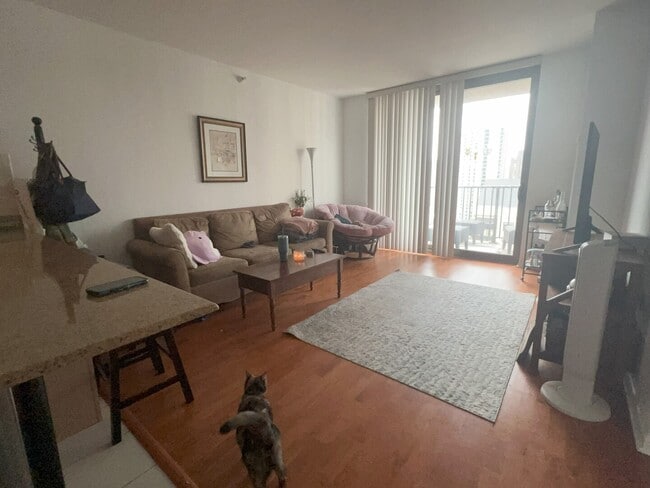 Photo - 635 N Dearborn St Unidad 2003